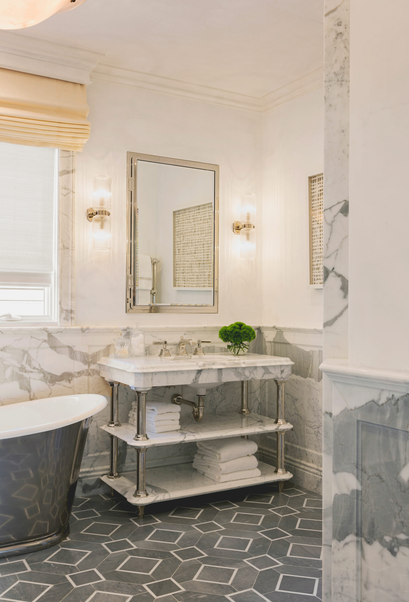 building_construction_group_scott_harris_hollister__master_bath_vanity
