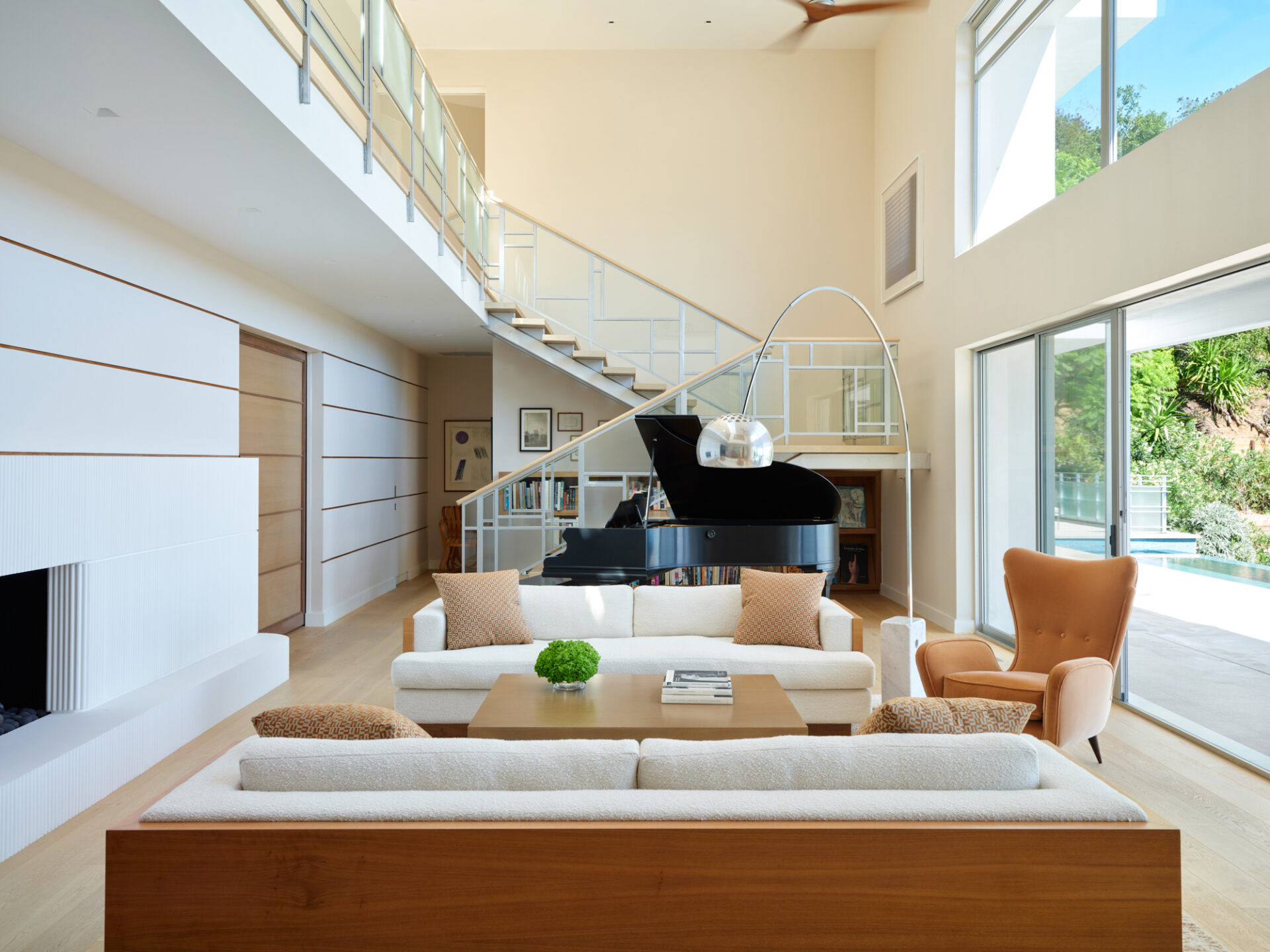 building_construction_group_scott_harris__metz_living_room_pianio